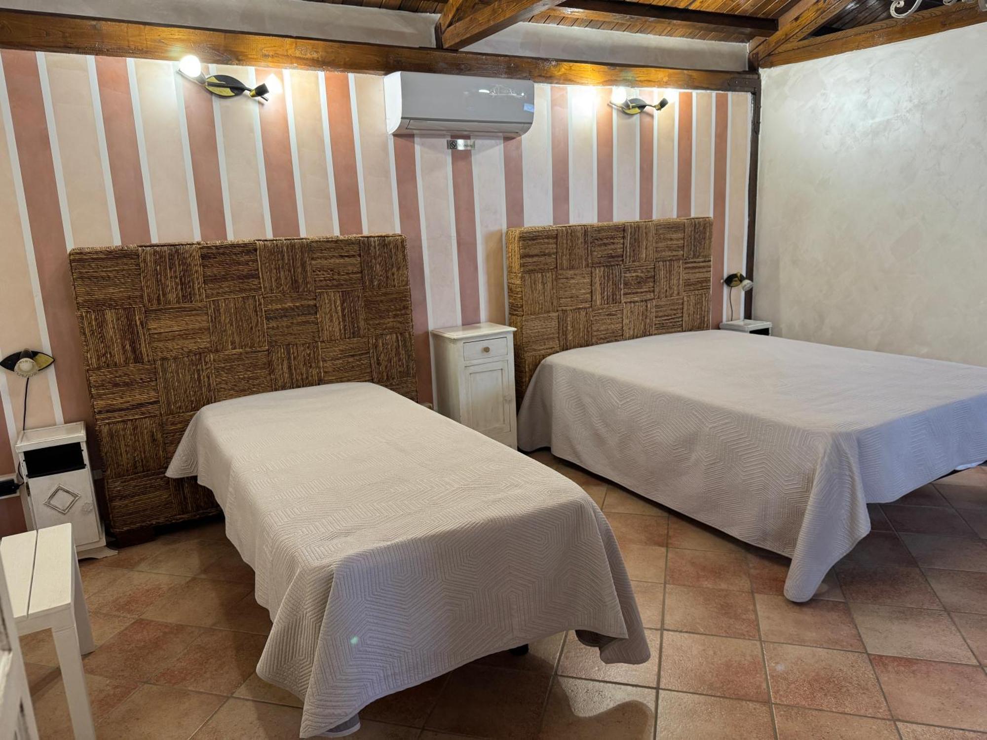 B&B Oasi Di Mamma Clara Latina Luaran gambar